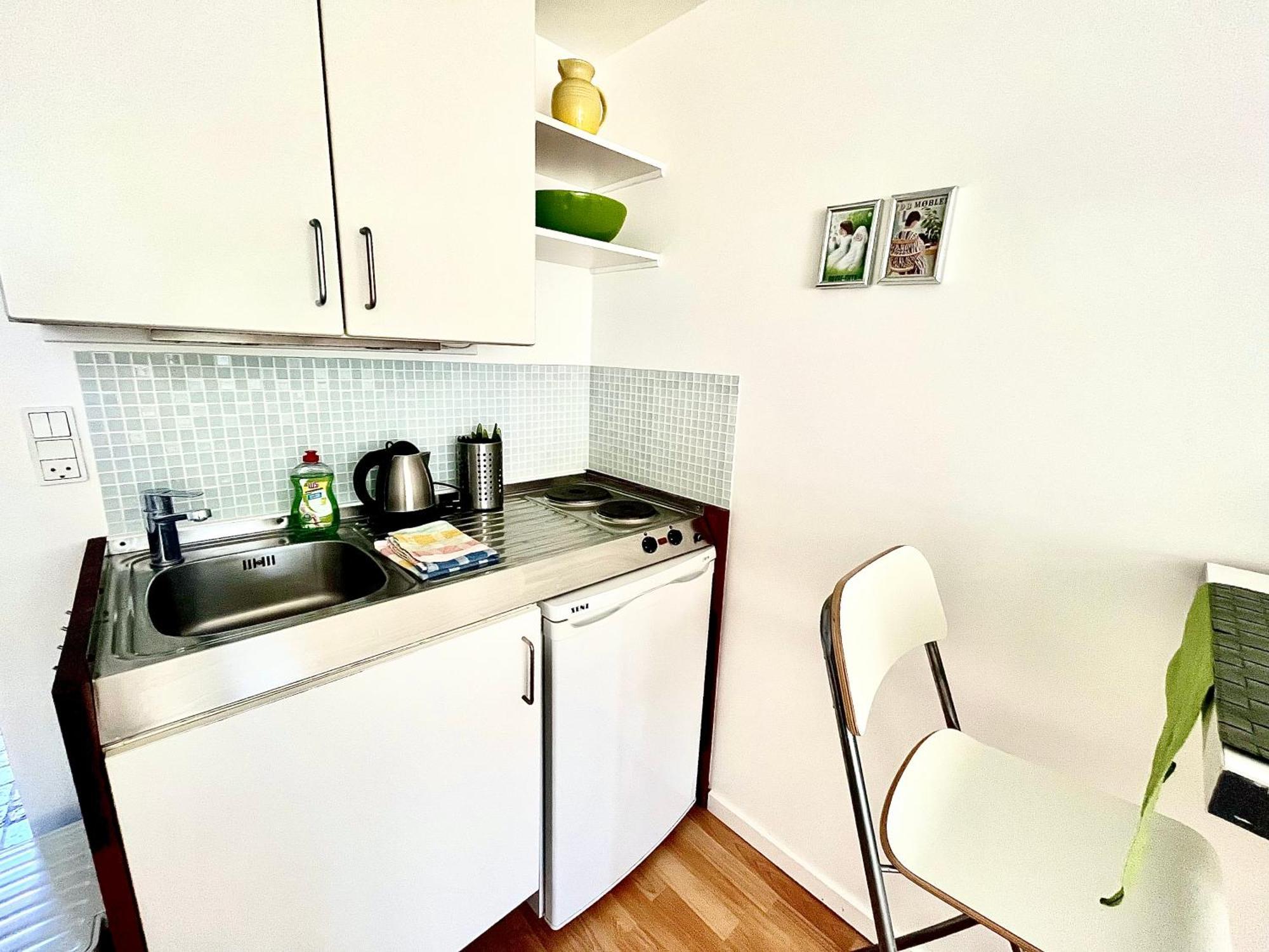 Cosy Apartment With Private Terrace Vallensbaek Εξωτερικό φωτογραφία